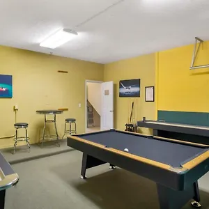 Elegant 6br W Pool Game By Davenport